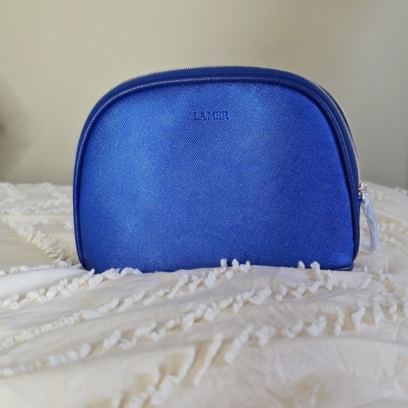 La Mer Blue Cosmetic Bag with Structured Design - Picture 2 of 4